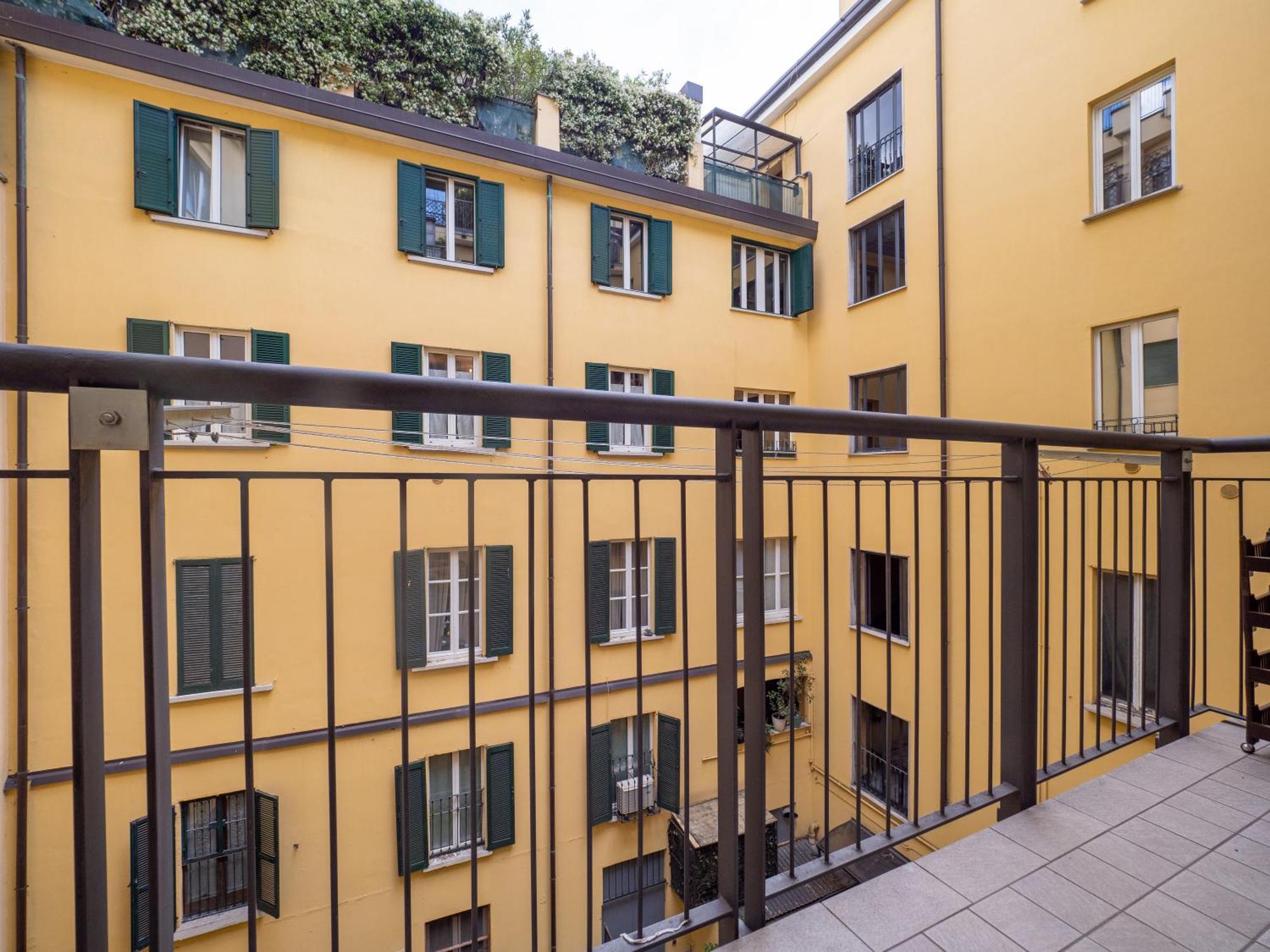 Appartamento Da Enzo Milano Centro Exterior foto