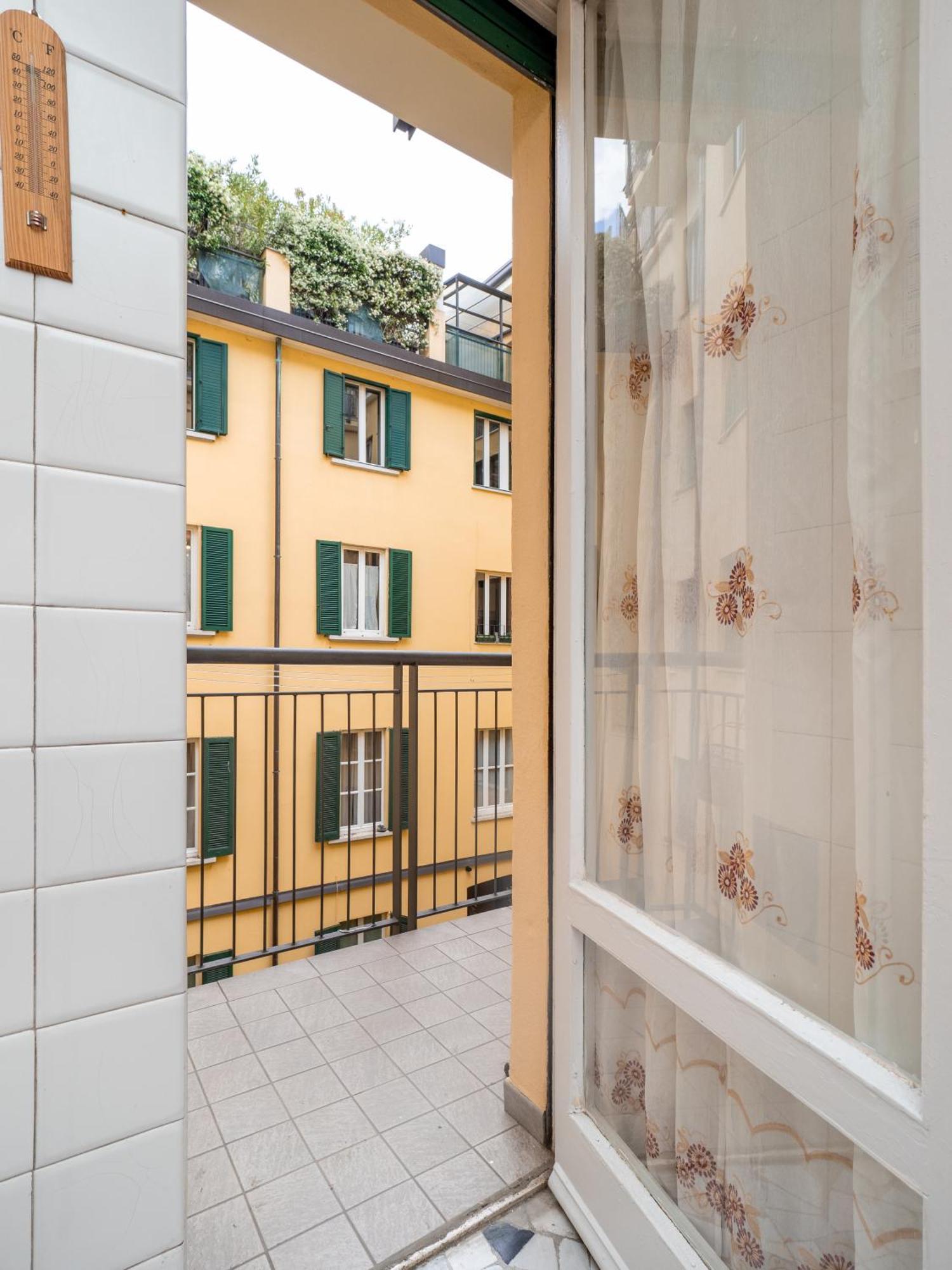 Appartamento Da Enzo Milano Centro Exterior foto
